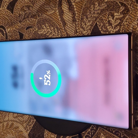 Onn Wireless Phone Charger. Black with mico to USB cord and wall plug - Picture 3 of 5